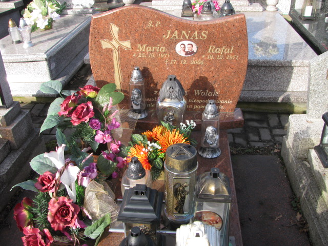 Grób MARIA WOLAK