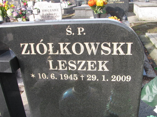 Leszek ZIÓŁKOWSKI 1945 Bielsko-Biała Hałcnów - Grobonet - Wyszukiwarka osób pochowanych