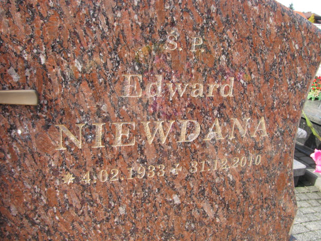 Edward NIEWDANA 1933 Bielsko-Biała Hałcnów - Grobonet - Wyszukiwarka osób pochowanych