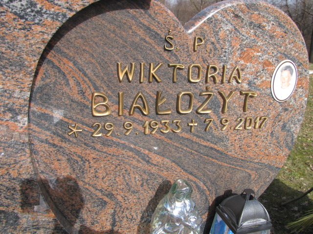 Grób WIKTORIA BIAŁOŻYT